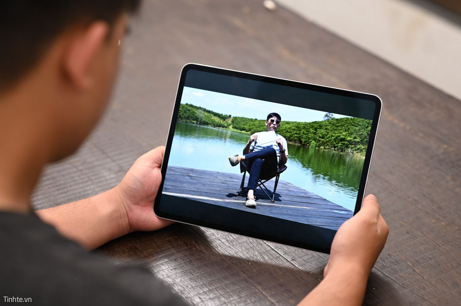 Thay m&agrave;n h&igrave;nh iPad Pro M4 13 inch 6