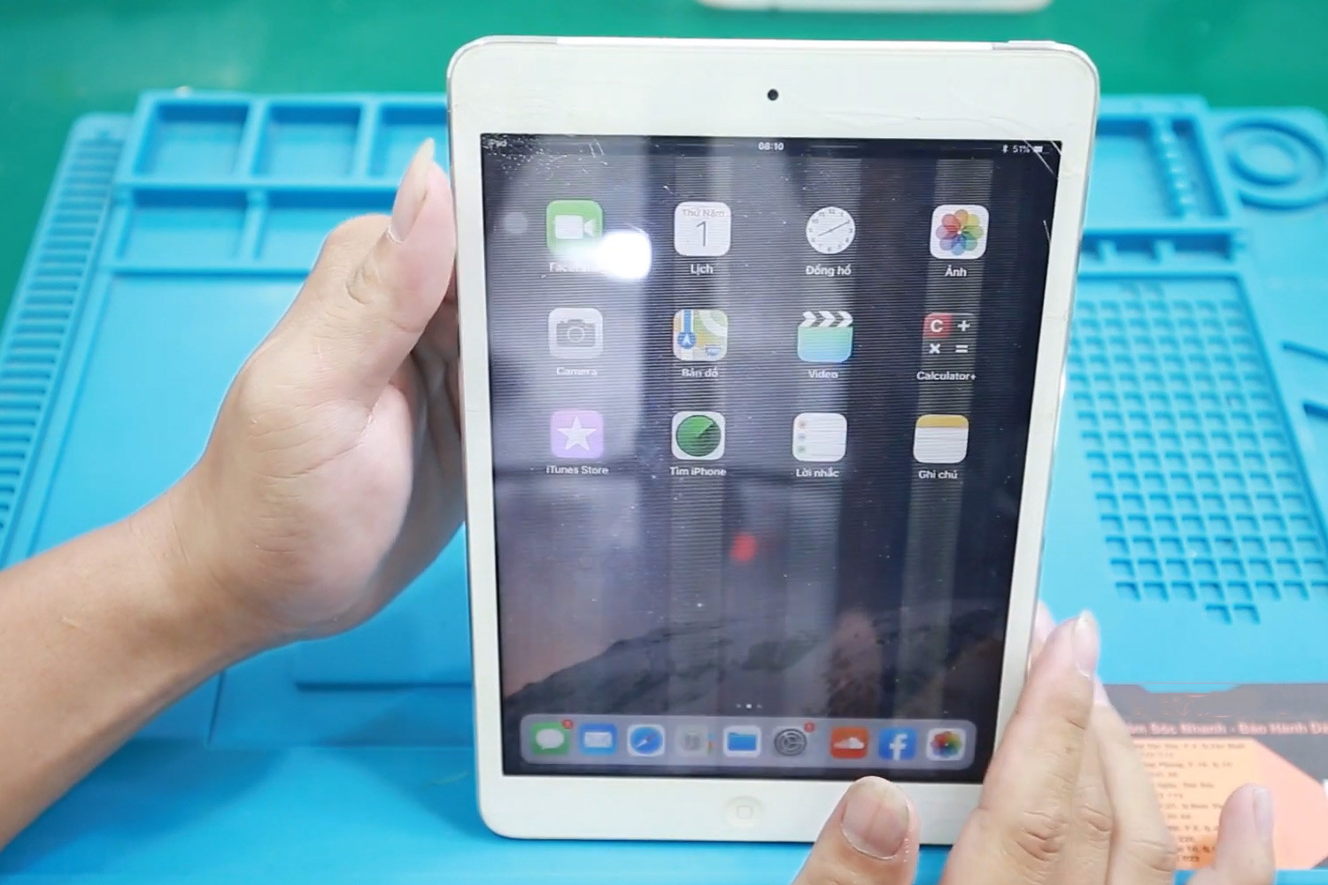 Thay m&agrave;n h&igrave;nh iPad Air 2 WiFi A1566 5