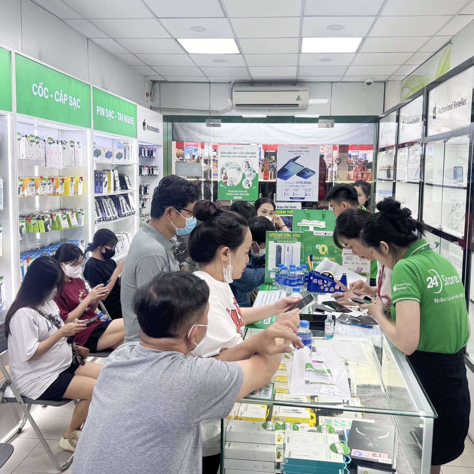 5. Vì sao nên mua Apple Watch SE 3 (2025) 40mm GPS - Viền nhôm, Dây Đeo Thể Thao Size M/L Chính Hãng Việt Nam tại 24hStore?