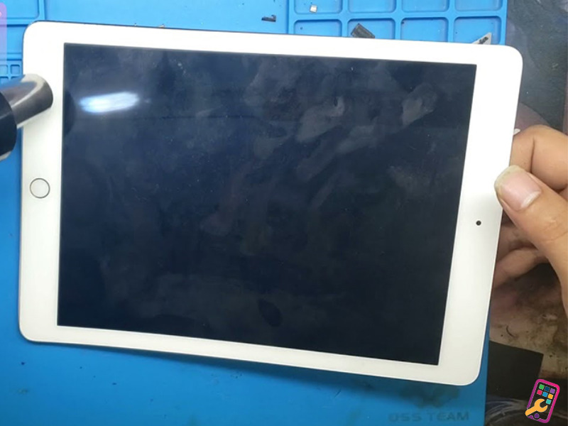 Thay m&agrave;n h&igrave;nh iPad Air 2 3G A1567