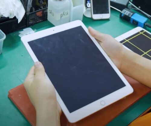 Thay pin iPad Air 3 WiFi A2152