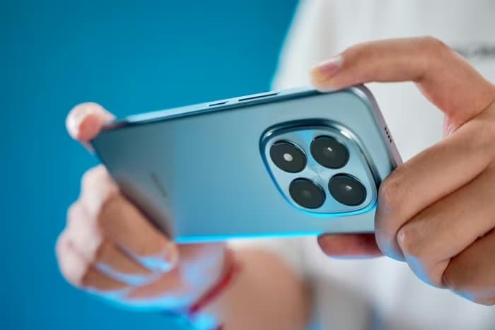 3.3. Hiệu suất mạnh mẽ và trải nghiệm chơi game mượt mà với chip MediaTek và HyperOS tối ưu