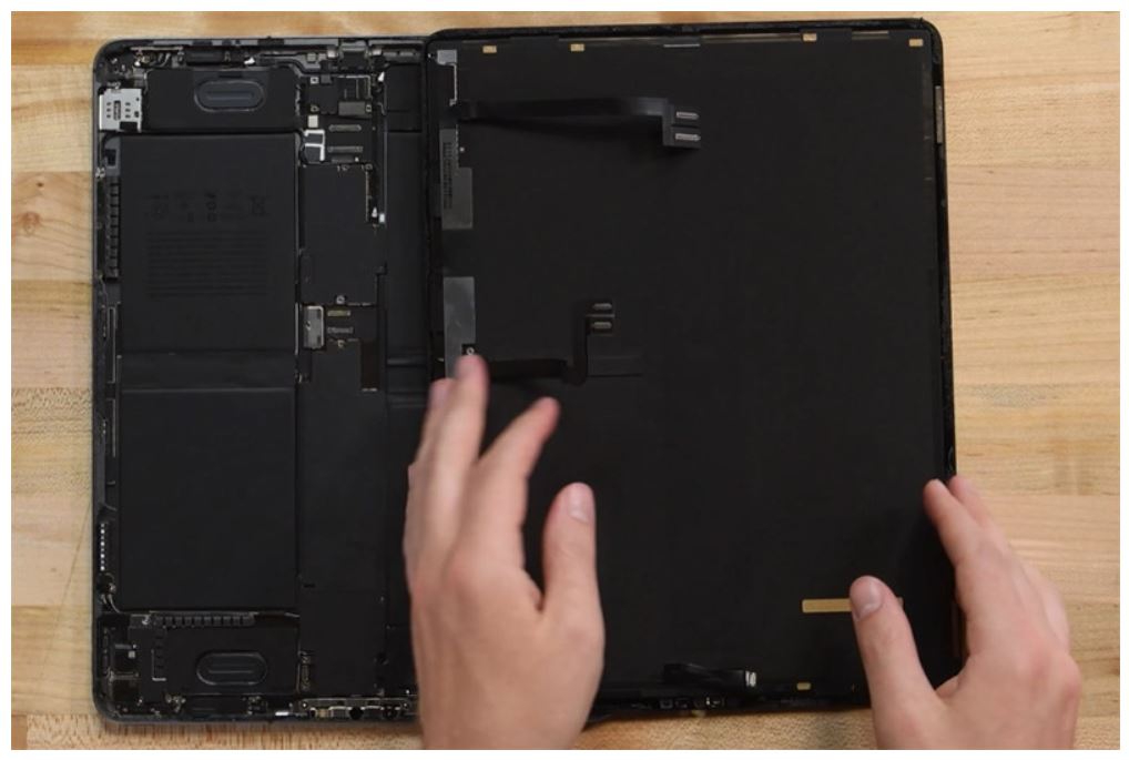 Thay m&agrave;n h&igrave;nh iPad Pro 11 2021 (M1) 7