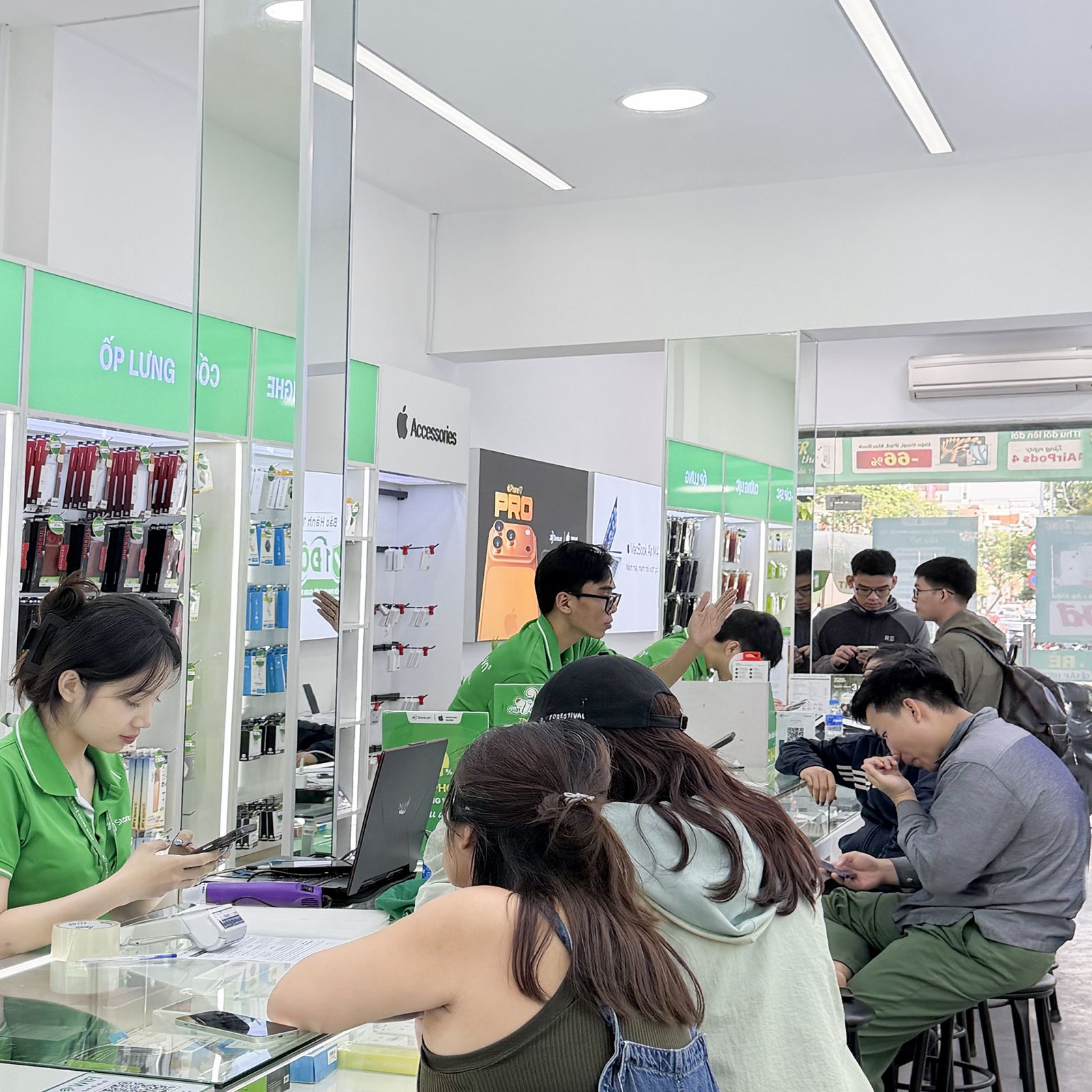 Thay cảm ứng iPad Air 6 M2 13 inch (A2903, A2904)