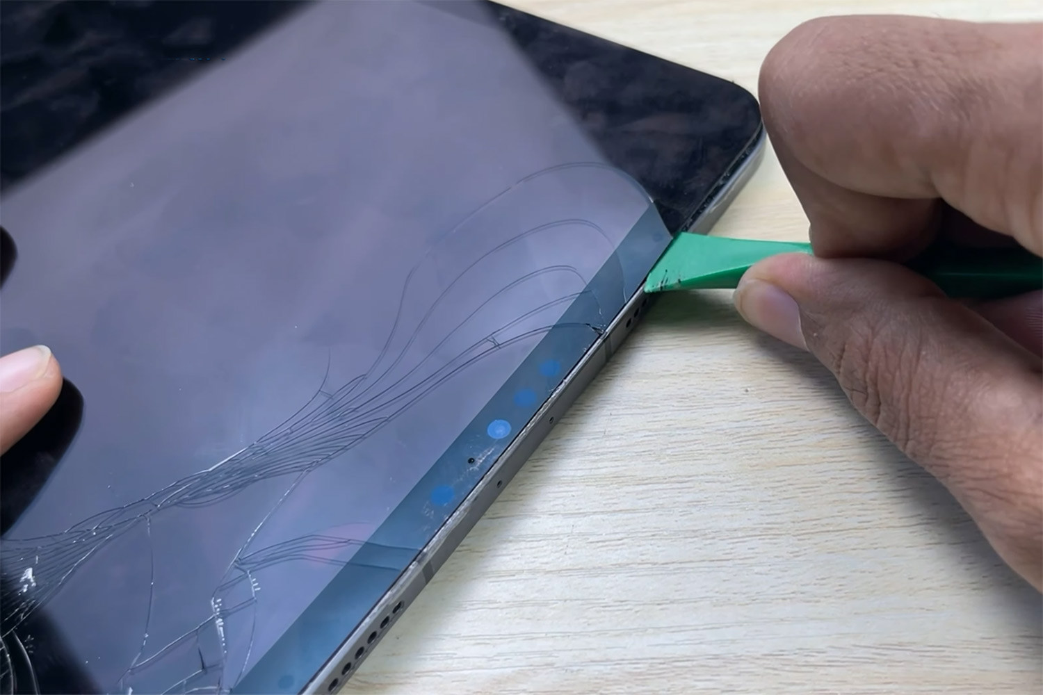 Thay cảm ứng iPad Pro 11 2020 WiFi