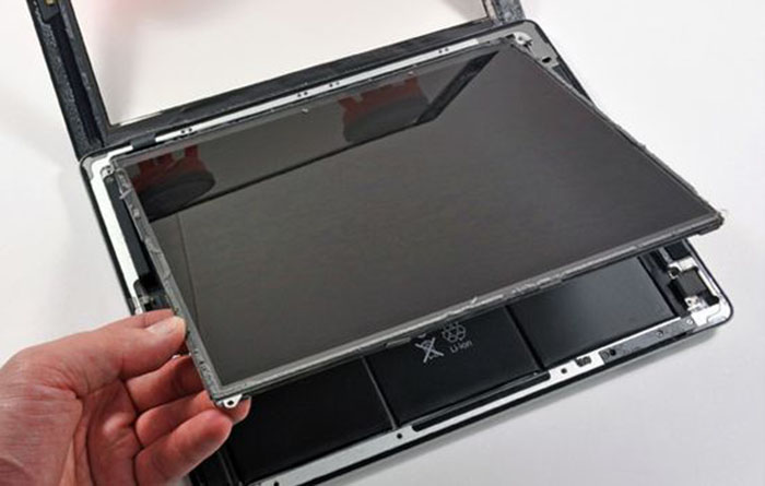 Quy trình thay cảm ứng iPad Pro 12.9 2020 WiFi tại 24hStore