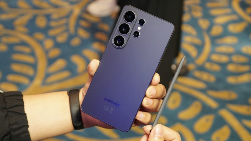 Privacy Display trên Galaxy S26 Ultra là gì?