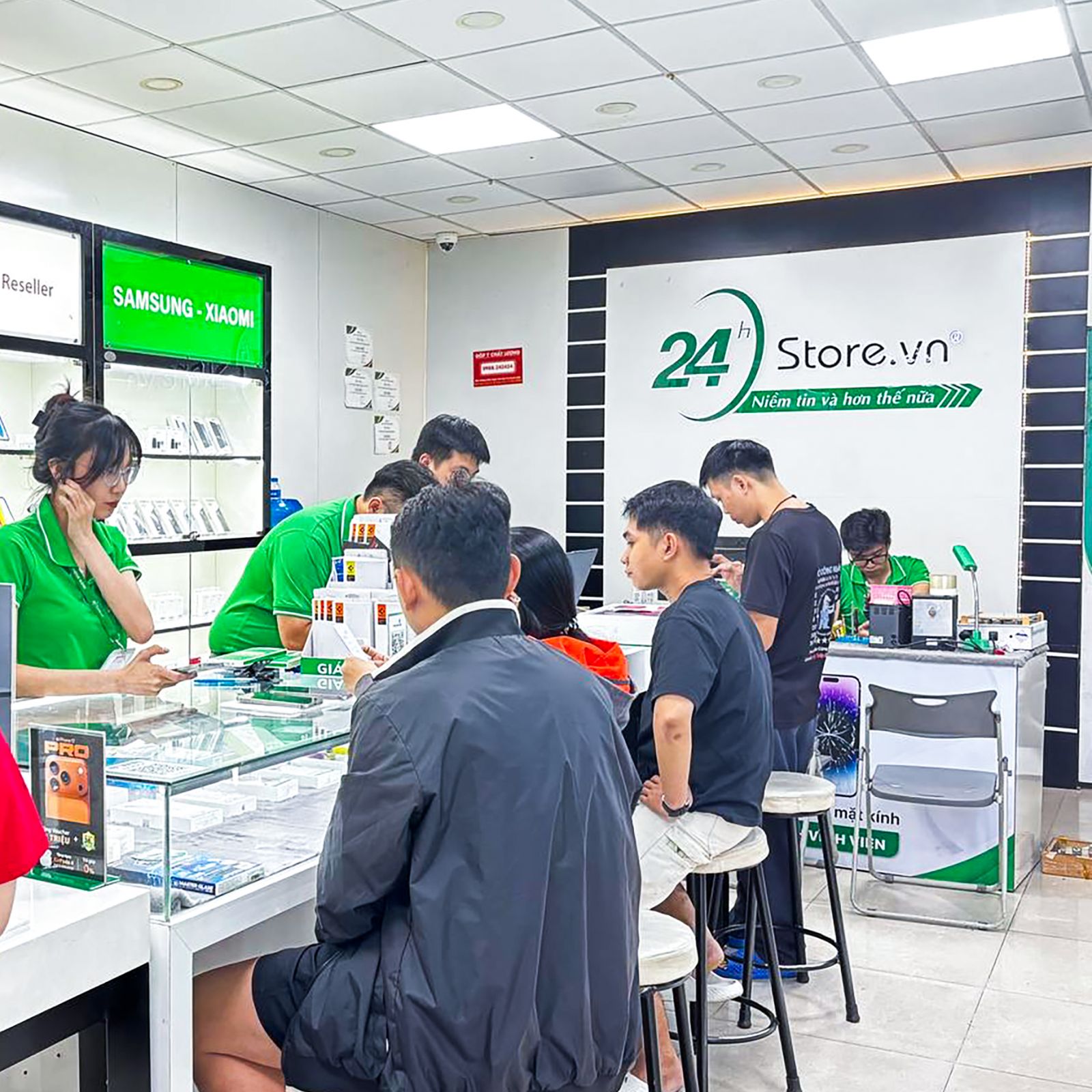 V&igrave; sao n&ecirc;n thay cảm ứng iPad Pro 11 2020 3G tại 24hStore?