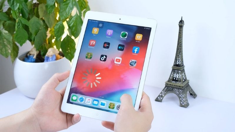 Thay cảm ứng iPad Air 1 3G (A1475, A1476)