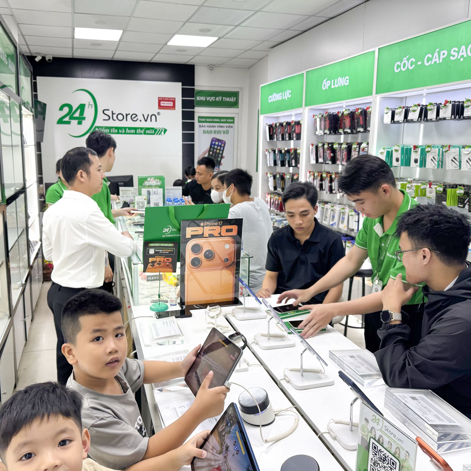 L&yacute; do n&ecirc;n chọn 24hStore để thay cảm ứng iPad Pro 9.7 2016 3G