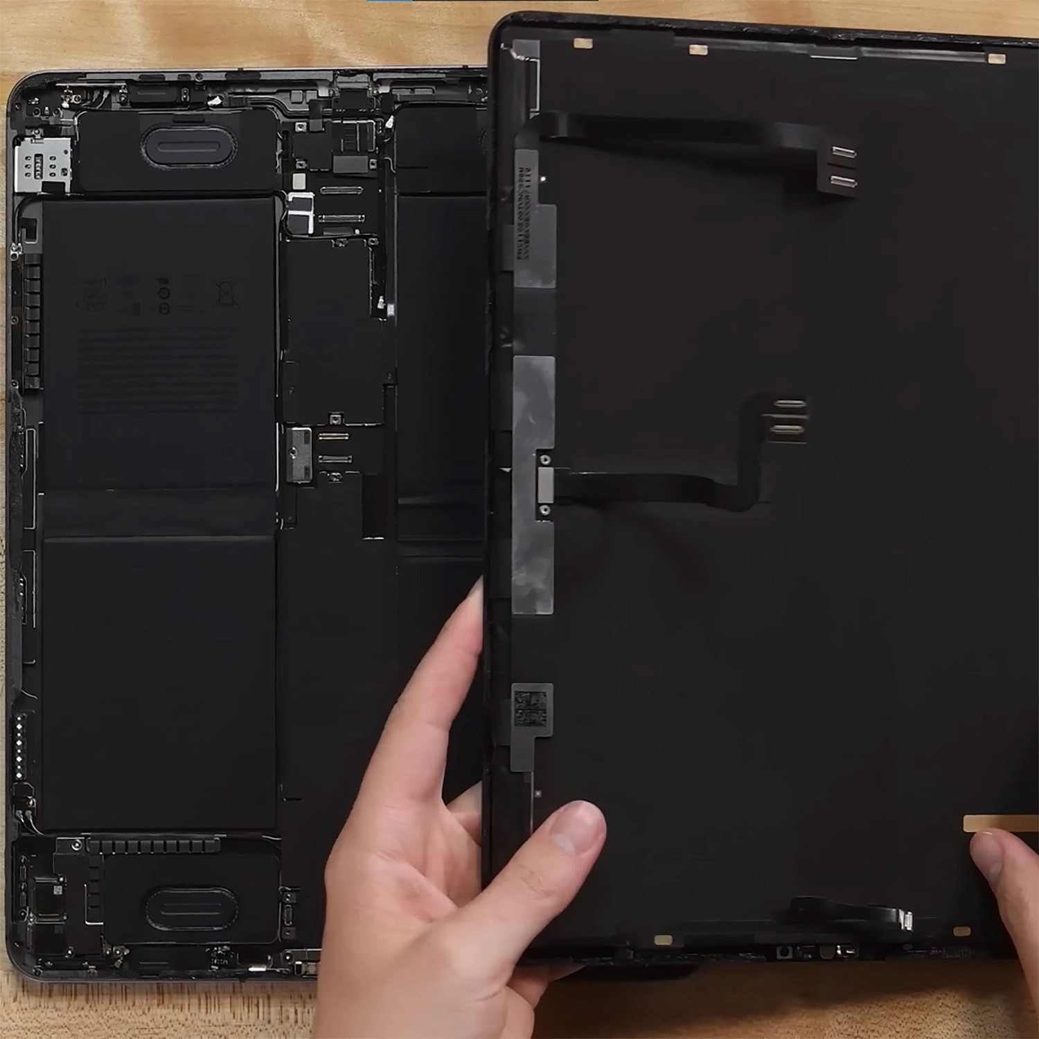  Quy tr&igrave;nh thay m&agrave;n h&igrave;nh iPad Pro 12.9 2021