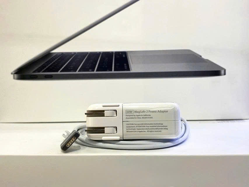 Thay sạc MacBook Pro 13 inch A1425 (2012, 2013)