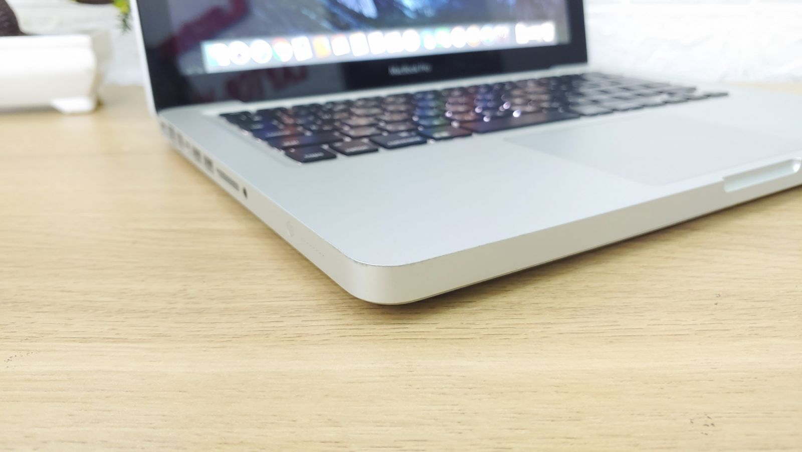 Thay sạc MacBook Pro 13 inch A1425 (2012, 2013)