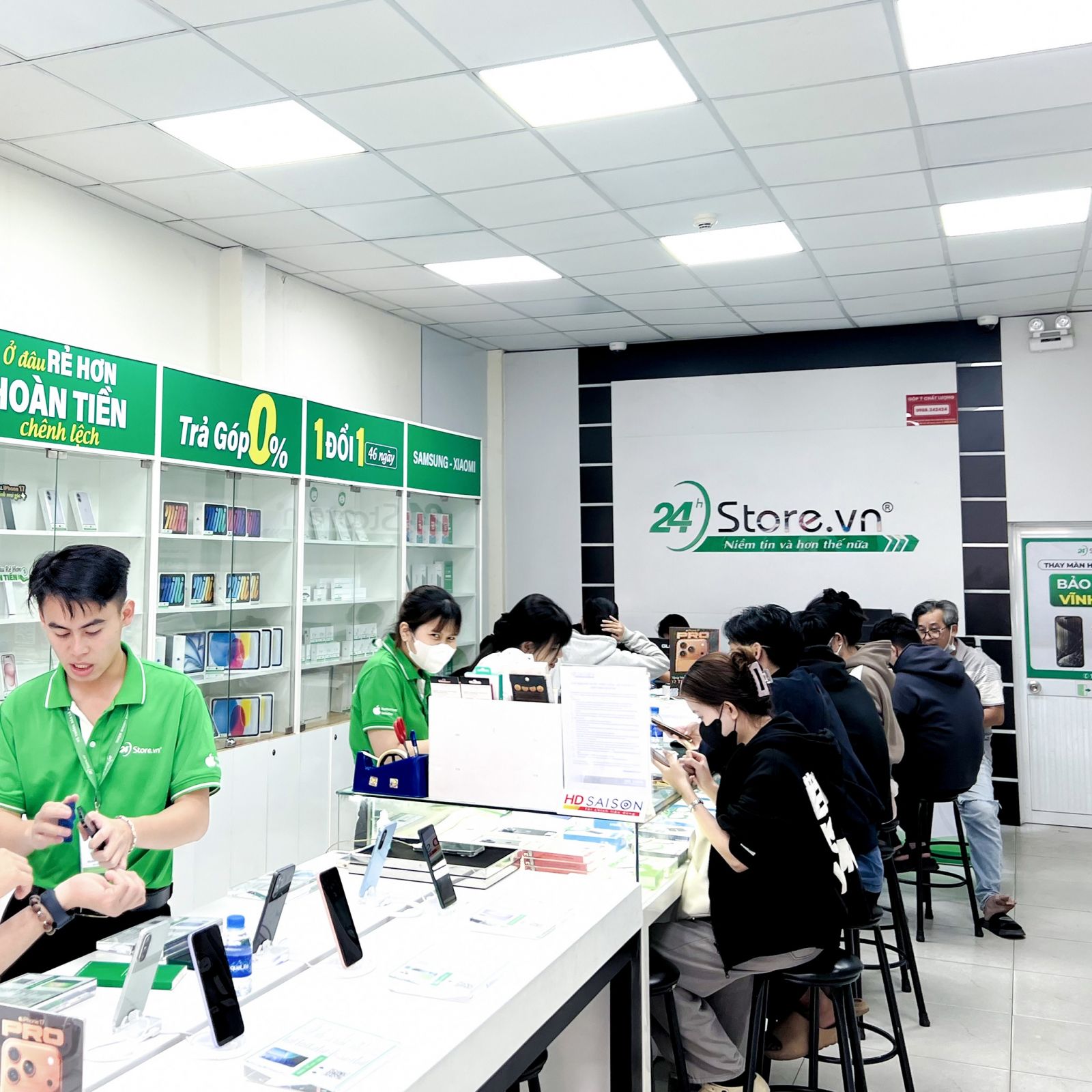 Chi ph&iacute; v&agrave; thời gian thay m&agrave;n h&igrave;nh MacBook Pro 16 inch M1 Pro tại 24hStore