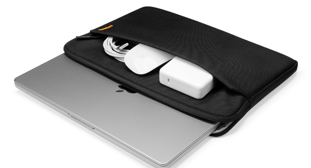 Túi chống sốc Tomtoc Slim MacBook 13/14 inch (A18C2)