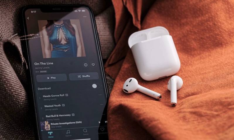 Airpods thất lạc  Airpods thất lạc