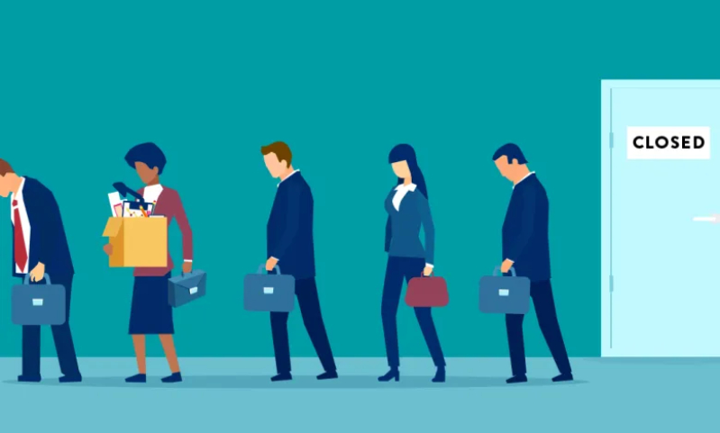 Apple sa thải 100 nhân viên 