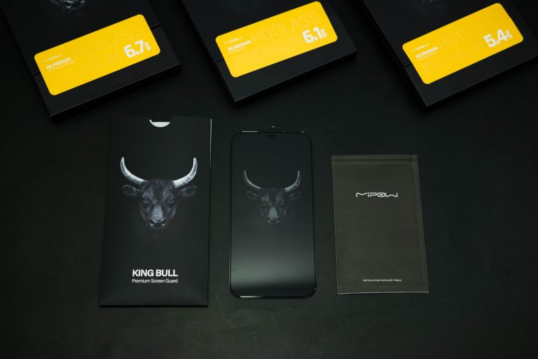 Bo-mieng-dan-cuong-luc-iPhone-11-Pro-Max-KINGBULL 