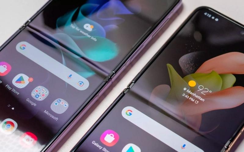  Samsung Galaxy Z Flip4