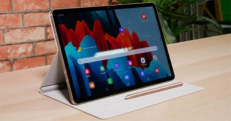 Samsung Galaxy Tab S8 Plus cụm camera kép 