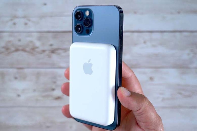 Pin dự phòng Apple Magsafe 4 Pin dự phòng Apple Magsafe thiết kế hoàn hảo