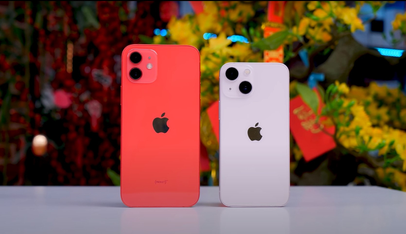 So sánh iPhone 12 và iPhone 13 Mini