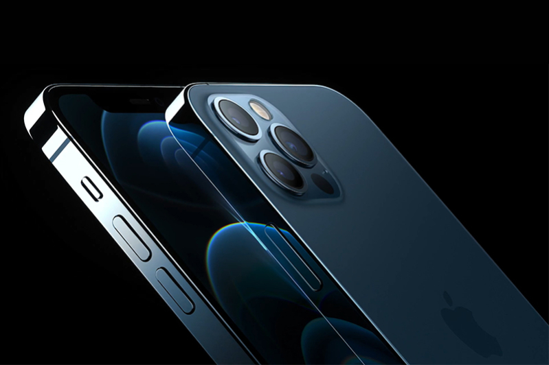 So sánh iPhone 11 và iPhone 12 Pro qua khung viền