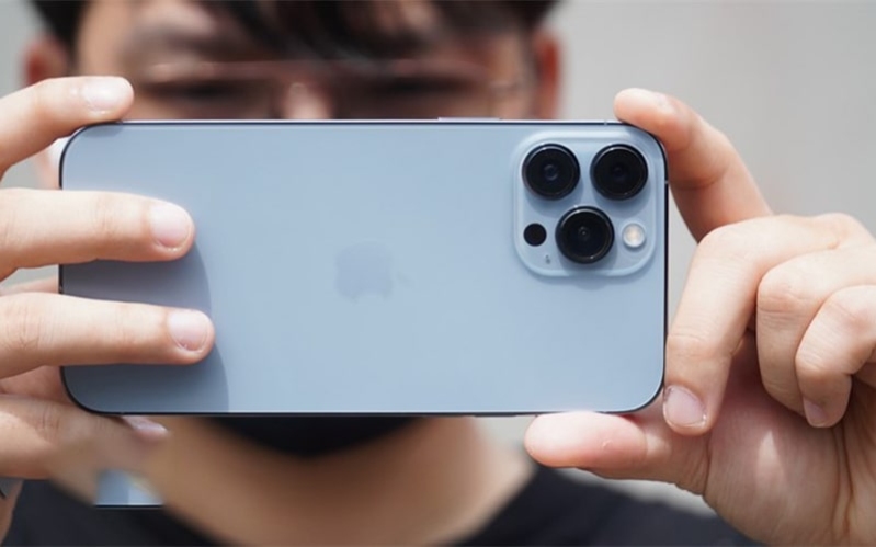 Đầu ra hình ảnh của iPhone 13 Pro Max tốt hơn Z Flip4