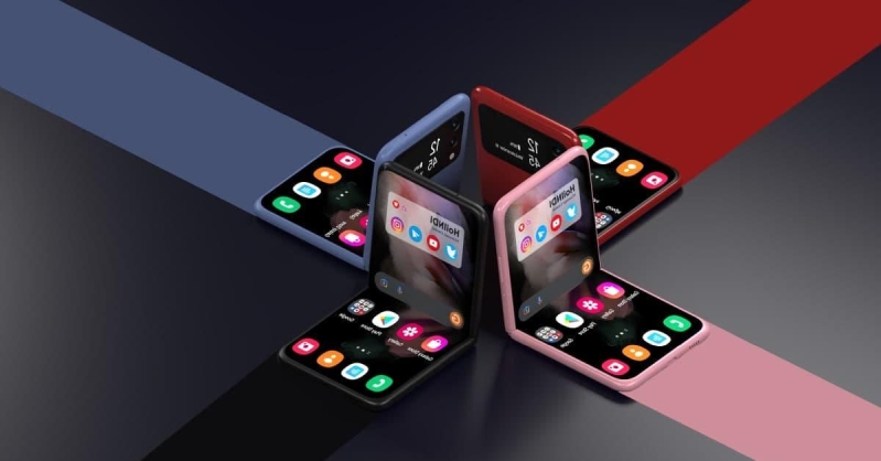 Z Flip 4 vs Razr 3 Samsung Z Flip 4 có viên pin 3700 mAh