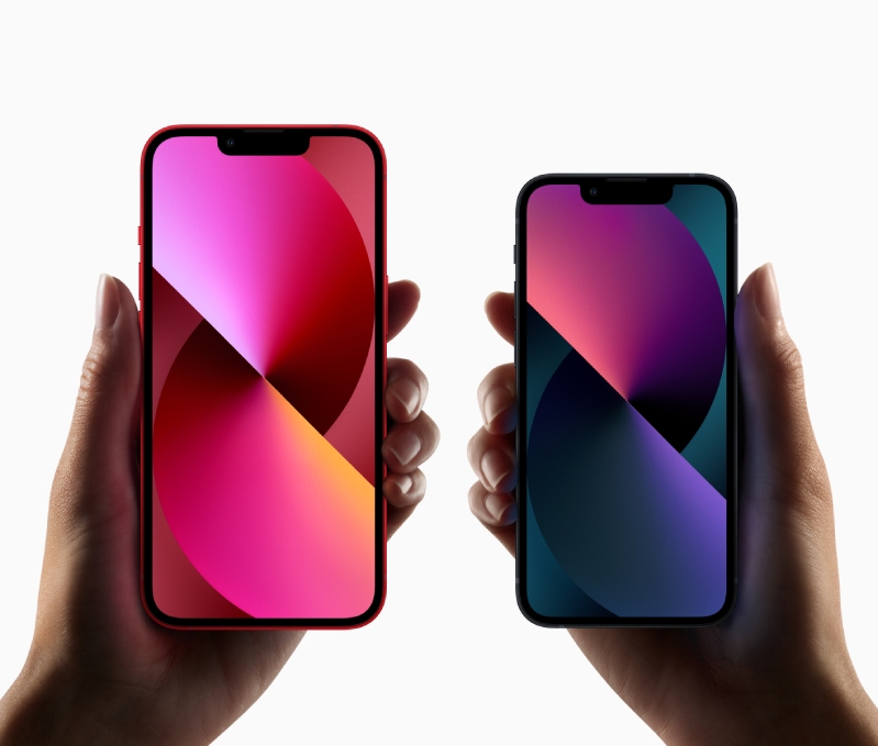 so sánh iPhone 11 và iPhone 13 mini iPhone 11 có kích thước màn hình lớn hơn iPhone 13 mini