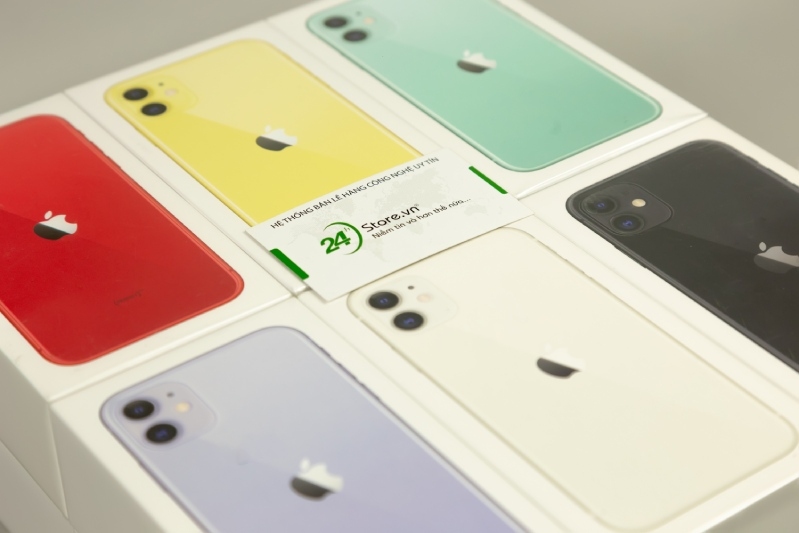 so sánh iPhone 11 và iPhone 13 mini Camera của iPhone 13 mini thu nhận ánh sáng tốt hơn iPhone 11