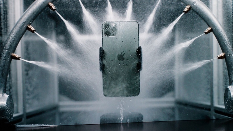 Khả năng chống nước được kiểm định ở hai dòng iPhone