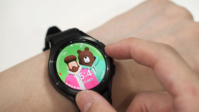 Samsung Galaxy Watch4 Classic 46mm  Màn hình Samsung Galaxy Watch4 Classic 46mm cảm ứng