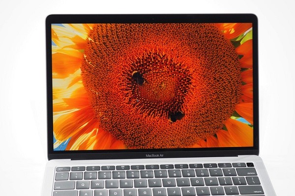 Macbook Air 13 inch 2018
