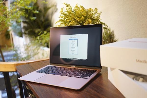 Macbook Air 2020 cũ