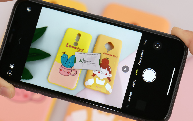 Camera iPhone 11  Camera iPhone 11