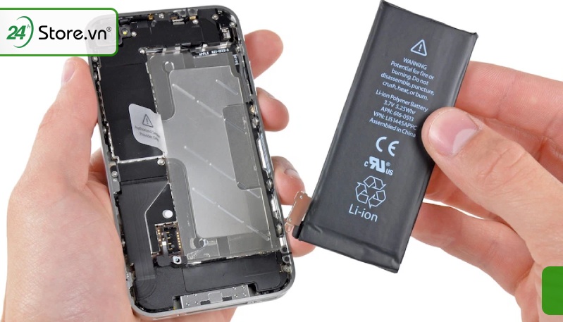 Nên sạc pin iPhone lần đầu như thế nào là ĐÚNG CHUẨN nhất | Hướng dẫn kỹ  thuật