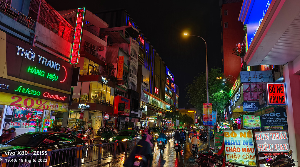 Vivo X80 Pro Vivo X80 Pro