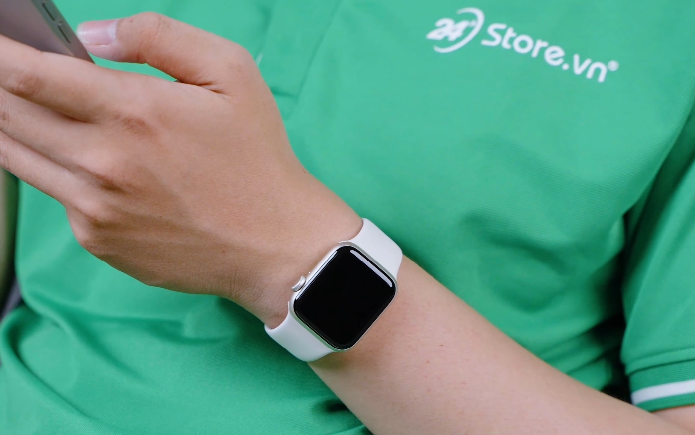 mua apple watch se 2024 chính hãng tại 24hstore