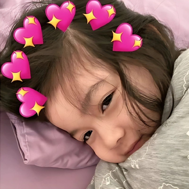 avatar facebook đẹp em bé siêu cute