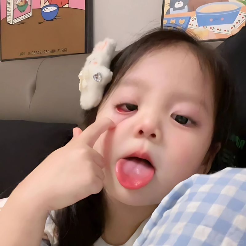 hình avatar em bé siêu đáng yêu