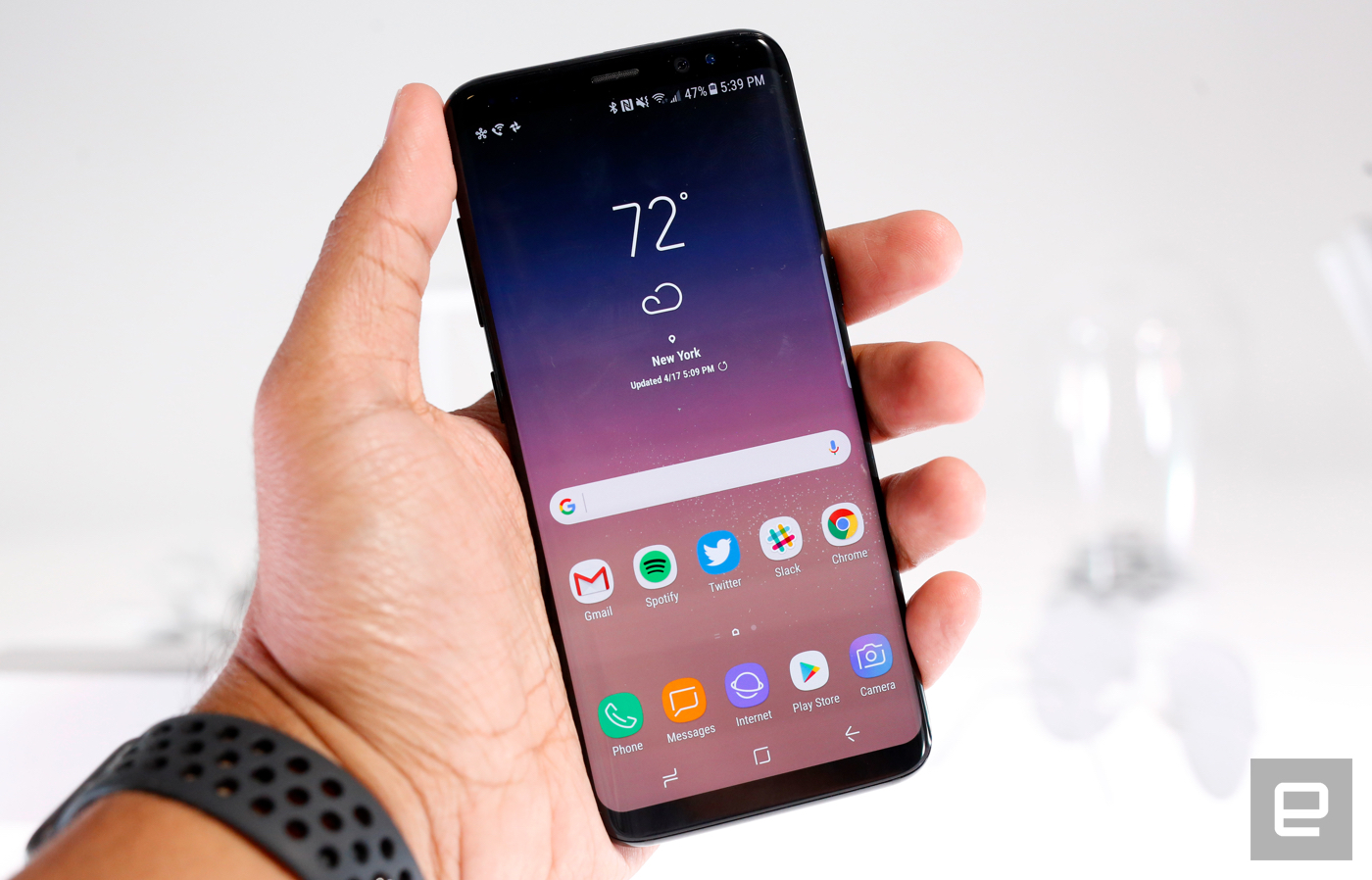 Biết về các giới hạn của Smartphone của bạn cach bao ve man hinh smartphone cua ban dung cach hinh anh 2