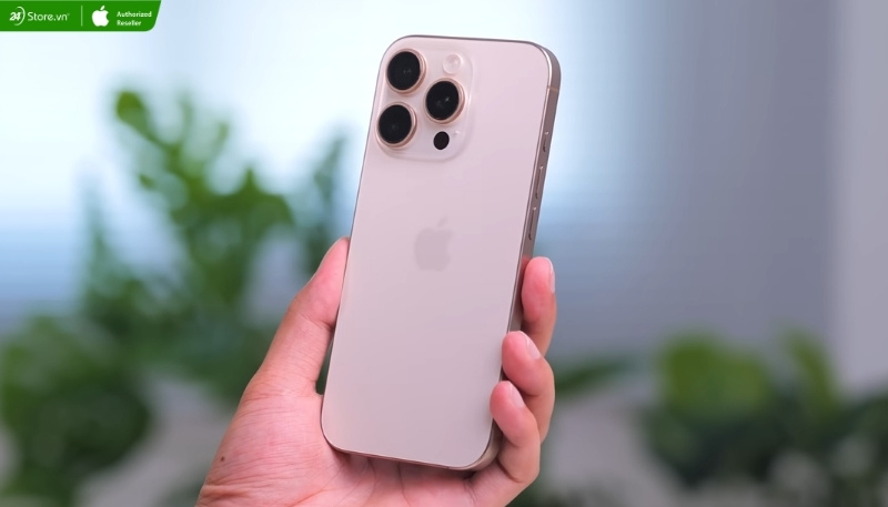 đánh giá thiết kế iphone 16 pro