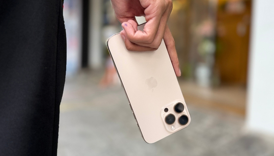 đánh giá iphone 16 pro max sau 1 năm có còn hot