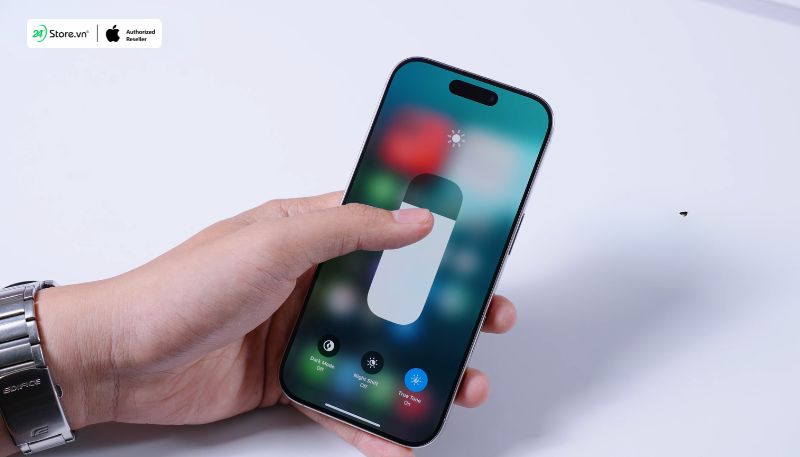 đánh giá màn hình của iphone 16 pro max