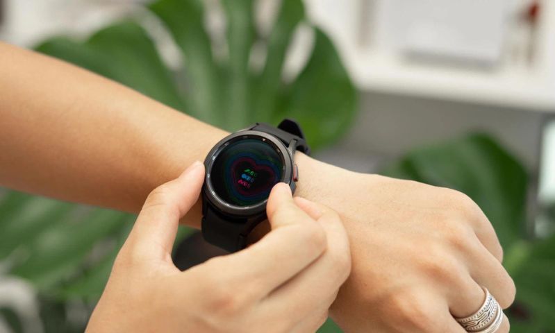 Samsung Galaxy Watch4 Classic 46mm Đánh giá chi tiết Samsung Galaxy Watch4 Classic