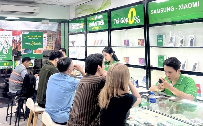 ai nên mua điện thoại 256gb giá rẻ