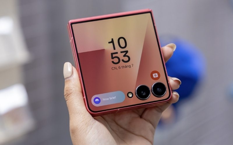 điện thoại màn hình gập samsung galaxy z flip7