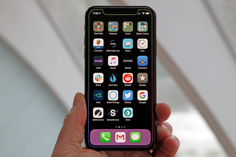 Bạn muốn thay đổi gam màu của Dock trên iPhone của mình? Với Hướng dẫn đơn giản, bạn có thể thực hiện điều này trong vài phút. Điều đặc biệt là bạn có thể dễ dàng thay đổi Dock theo phong cách của bạn và phù hợp với màu sắc chủ đạo trên điện thoại. Hãy xem hình liên quan để khám phá thêm nhé.