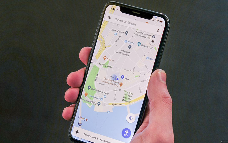 Google Maps cũng phổ biến trên iPhone và iPad như trên Android. 